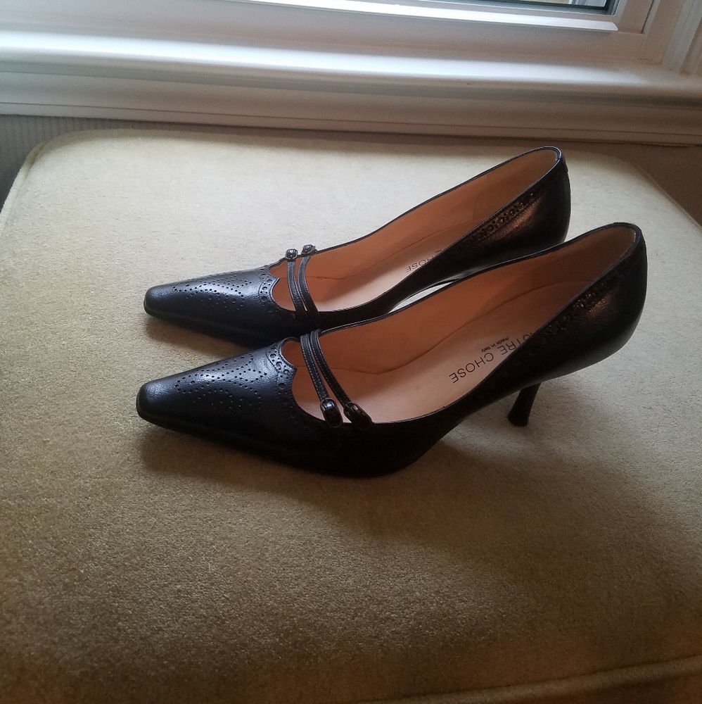 L'Autre Chose black heels